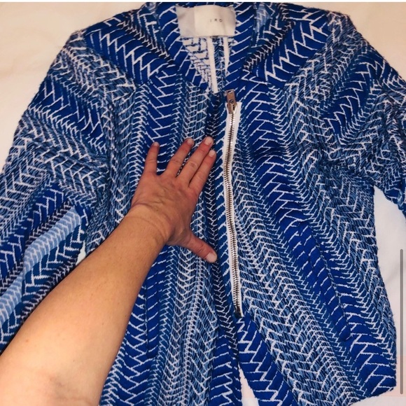 IRO Paris Osaka Blue Wool Blend Jacket Size 2 Textured Cocoon - Picture 7 of 9